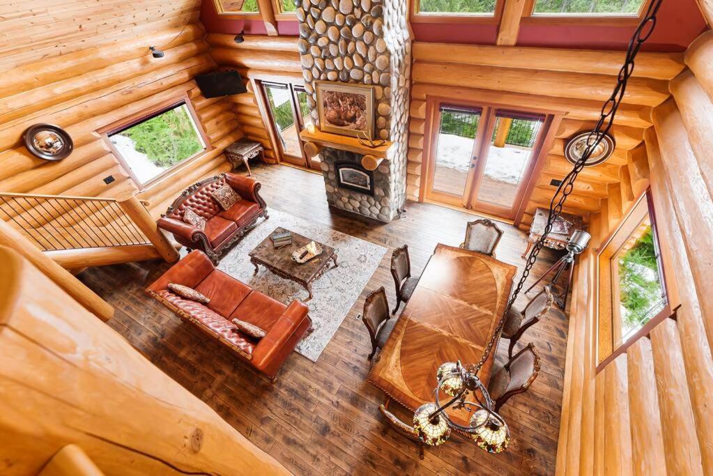 Gem By Manning Park: Luxury Loghouse “ravenloft” *