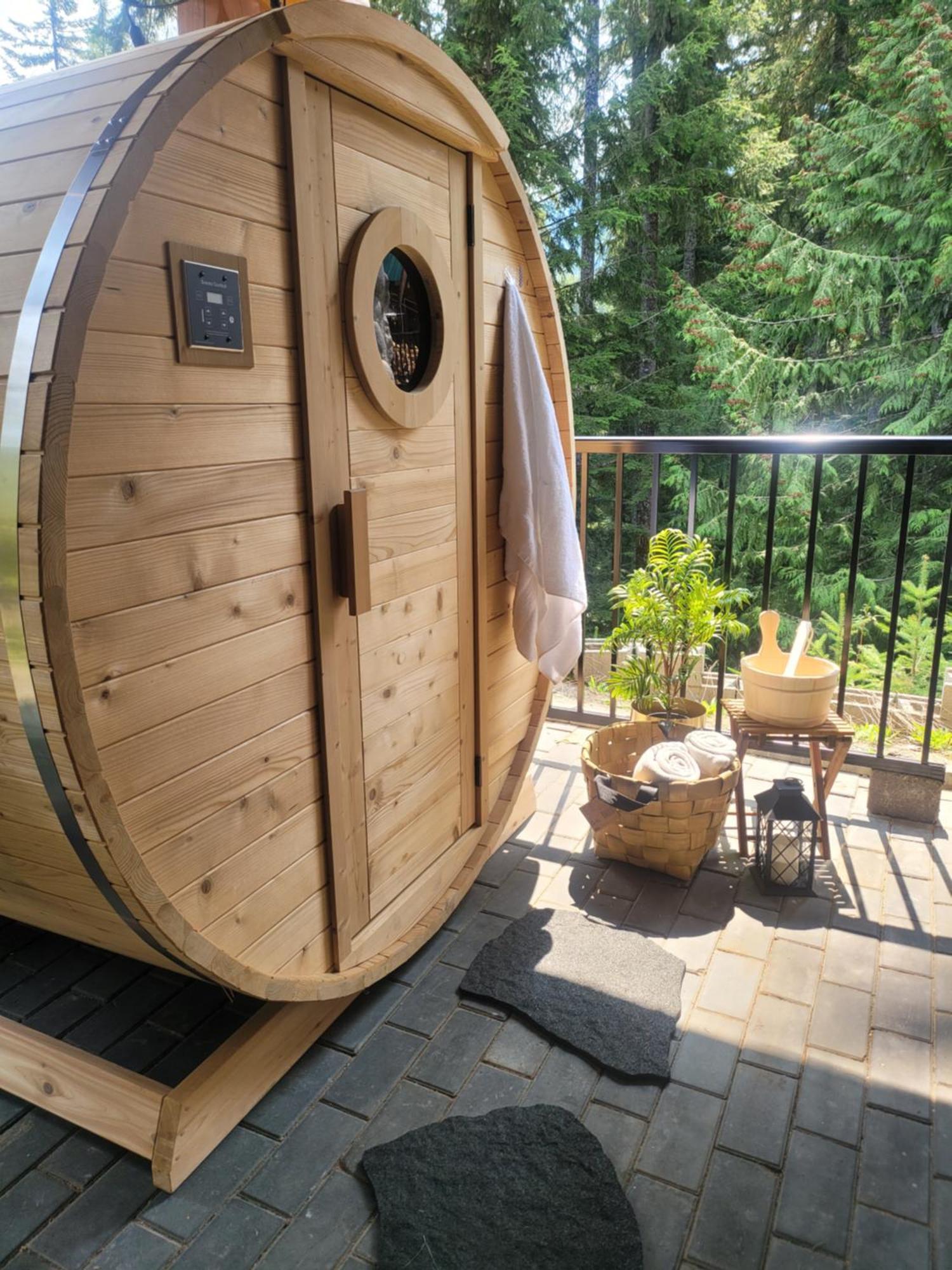 Chalet Gem By Manning Park: Luxury Loghouse “ravenloft”